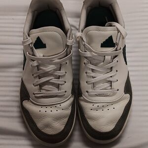 Adidas Woman's sneakers